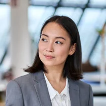 Chị Hạnh